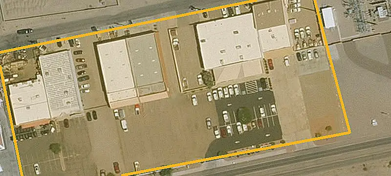Highway-Facing Retail Space