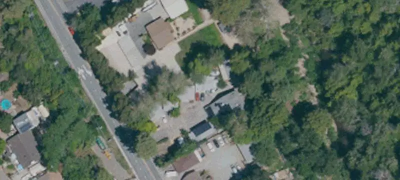 Six-Unit Apartment Property with Cottages