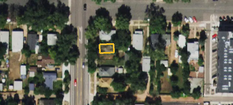 Fenced Warehouse with Gated Yard