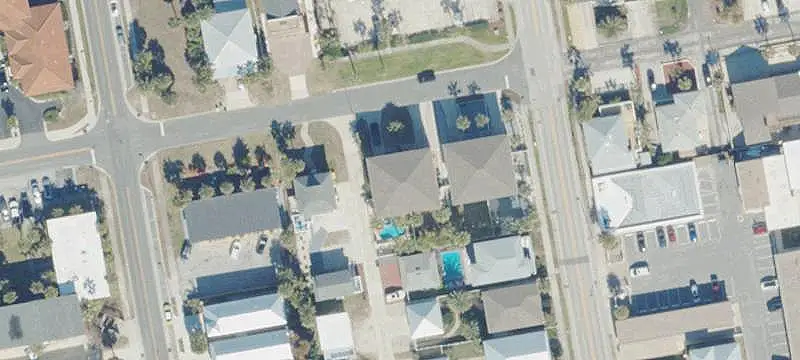 Furnished Quadplex Near Beach