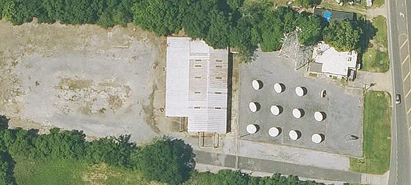 Commercial Land With Improvements