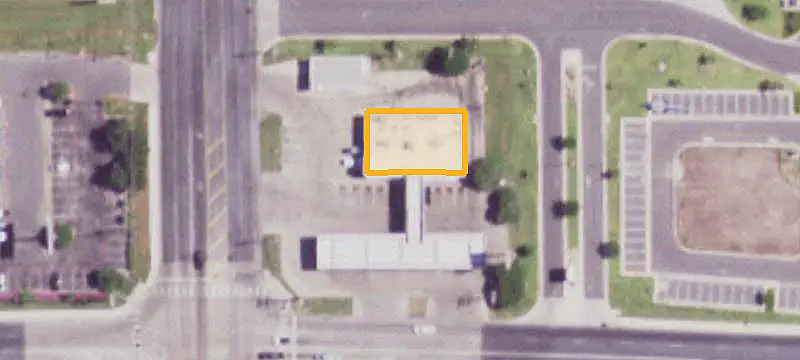 Commercial Land with Expressway Frontage
