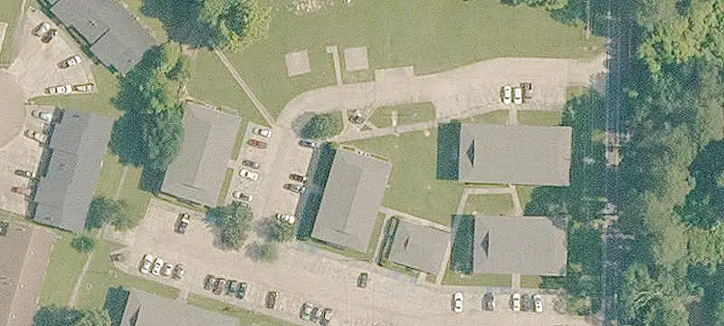 Flex Building with Extra Lot