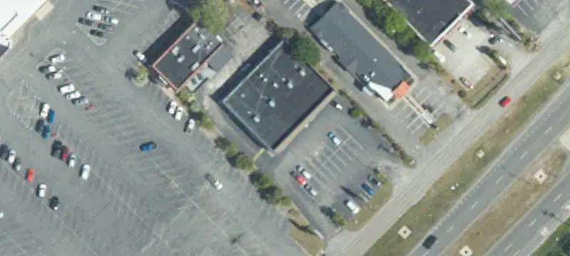 Anchored Shopping Center Space