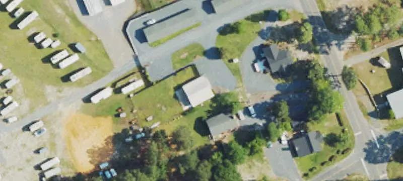 Mixed-Use Property with Secondary Building