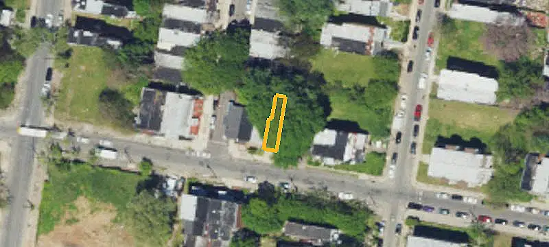 Triplex With Transit Access