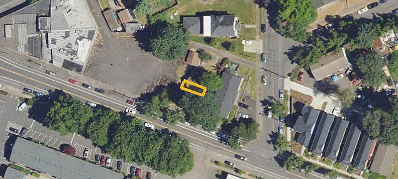 New Construction 6-Unit Multifamily Property
