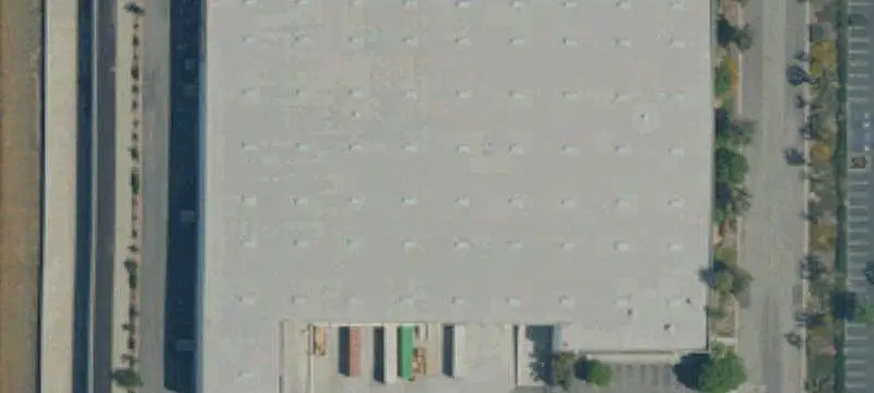 Freestanding Distribution Center