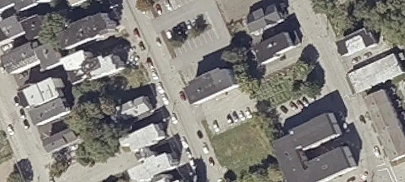 8-Unit Apartment Building