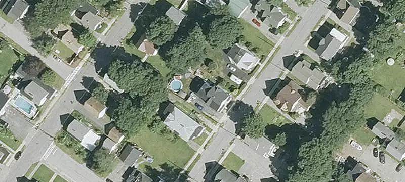 Duplex with Fenced Yard