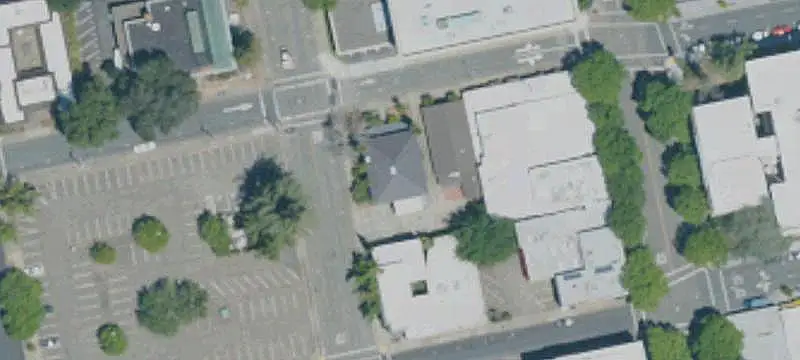 Multi-Tenant Office Suites