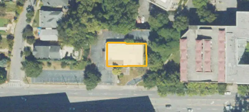 Single-Tenant Retail Space