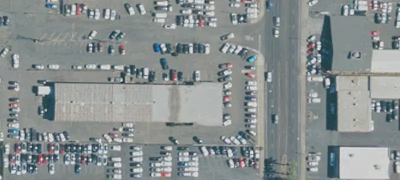 Automotive Property with Service Bays