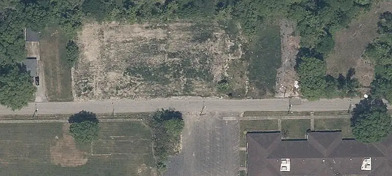 Land / Commercial