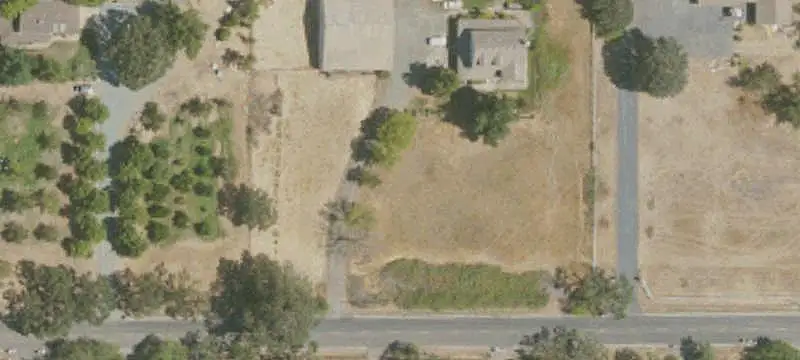 Commercial Land