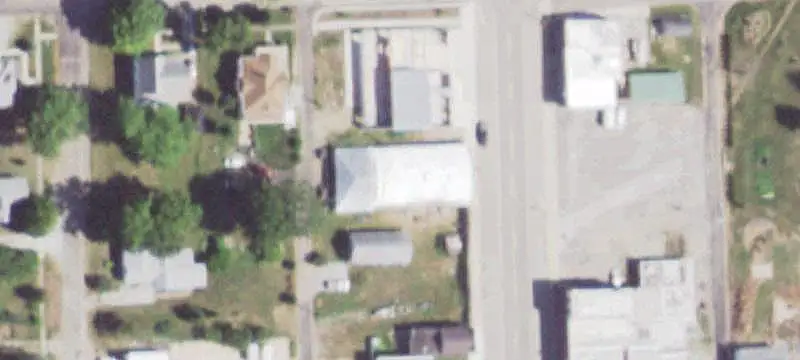 Grocery and Convenience Store Building