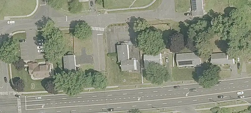 Mixed-Use Property with Office Suite