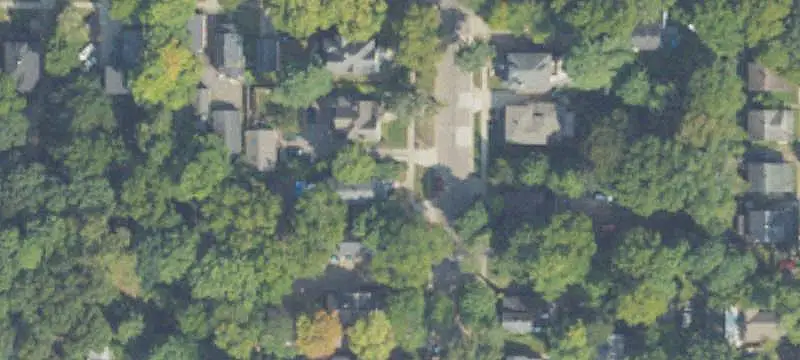 Four-Story Duplex With Parking
