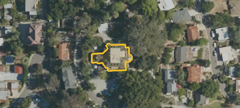 Renovated 8-Unit Apartment Building