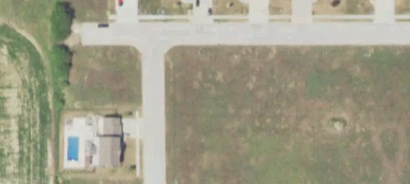 Land / Lots & Land