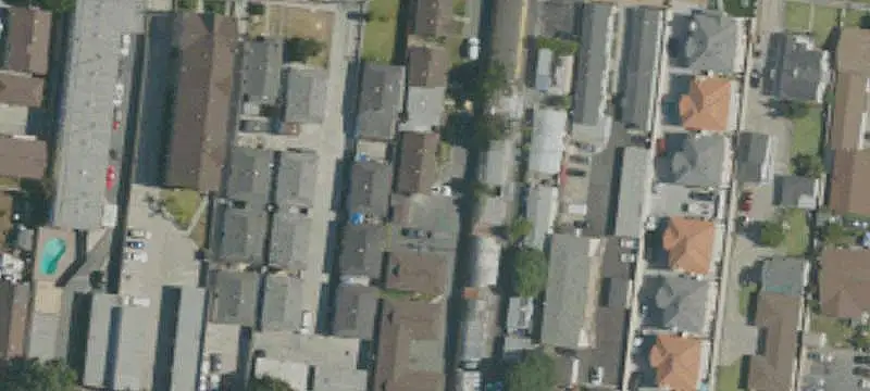 Single-Story Apartment Building