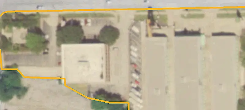 Unrestricted Commercial Land