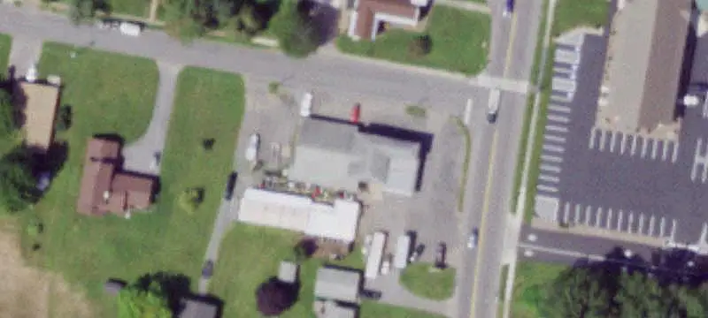Corner-Lot Auto Shop