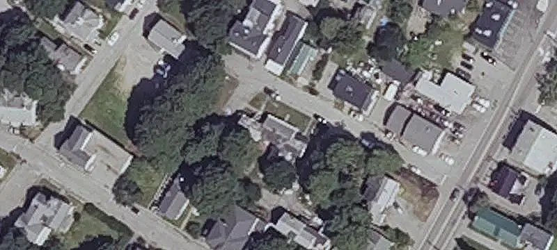 Duplex with Separate Utilities