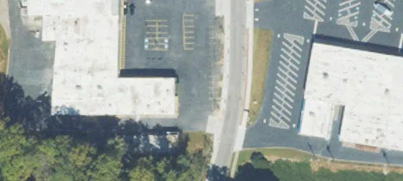 Retail Strip Center Near Interstate Access