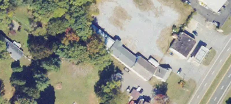 Freestanding Warehouse with Storage Yard