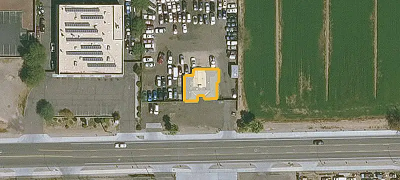 Flex Space with Secured Yard