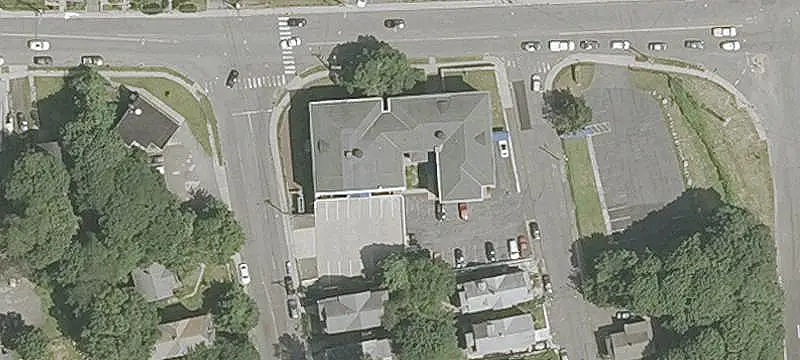 Renovated Apartment Building with Parking