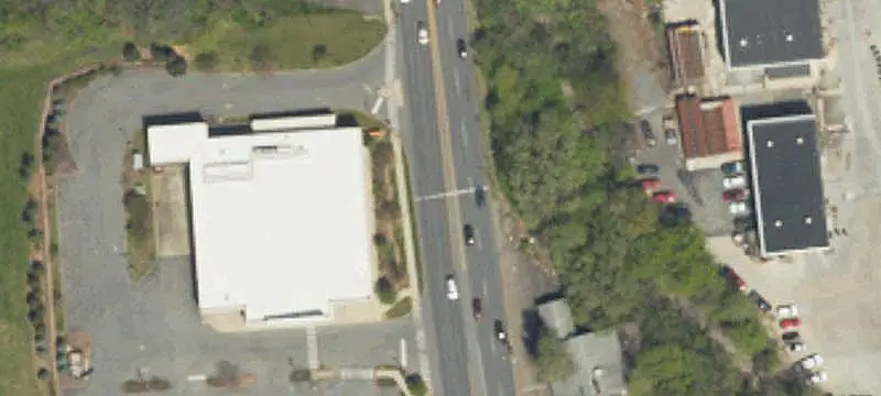 Single-Tenant NNN Retail Property