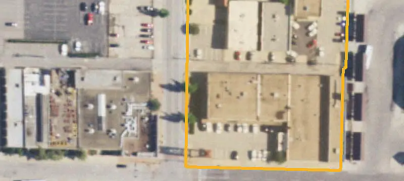 Three-Parcel Commercial Land