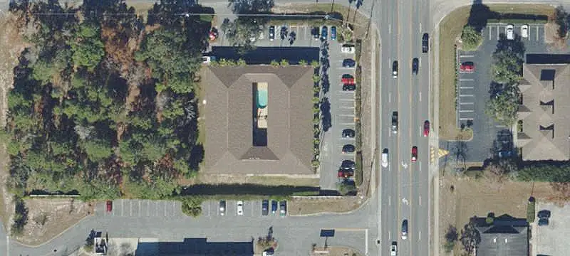 20-Unit Upgraded Apartment Building