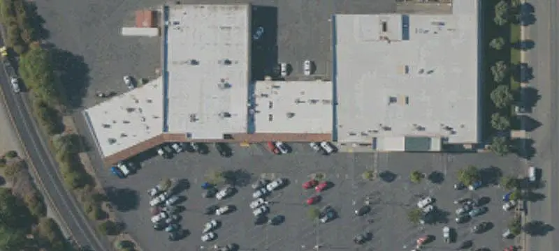 Shopping Center with Freeway Visibility