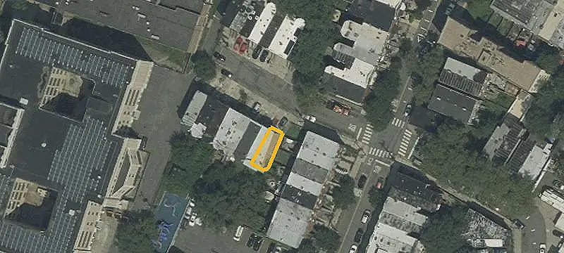 Duplex with Fenced Yard