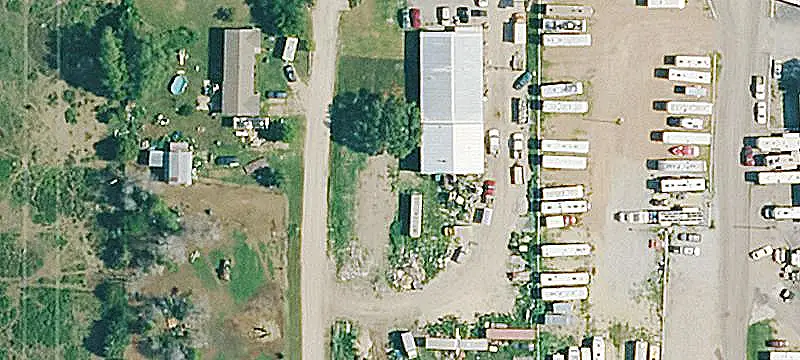Warehouse with Overhead Doors