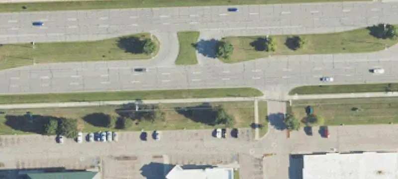 Retail End-Cap Space