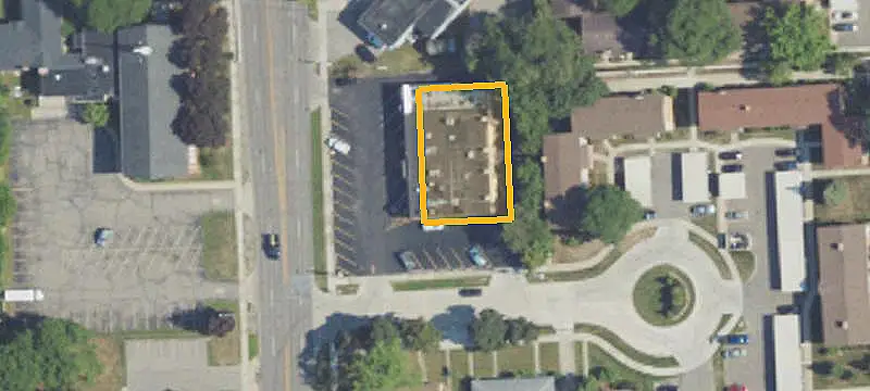 Neighborhood Retail Space with Storage