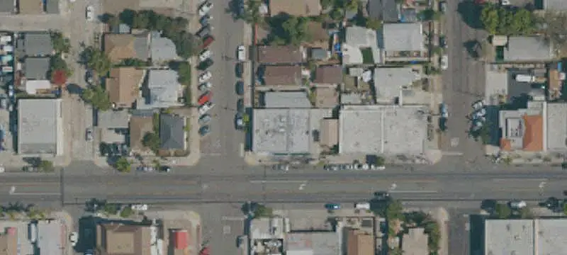 Mixed-Use Property with Flexible Leases