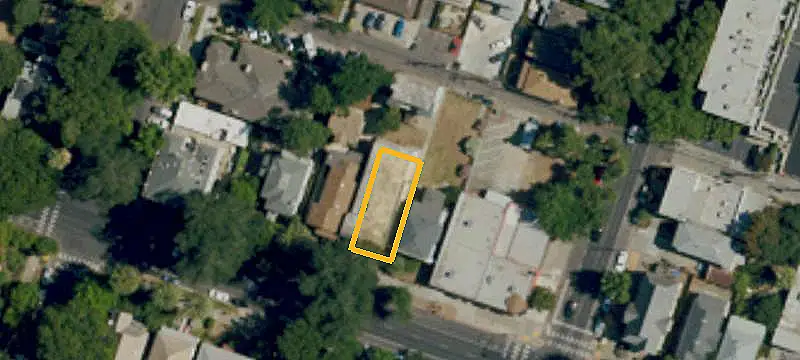Multifamily Property with Street Parking