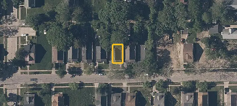 Duplex with Renovated Lower Unit