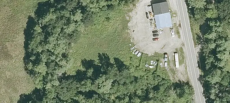 Auto Shop With Equipment Yard