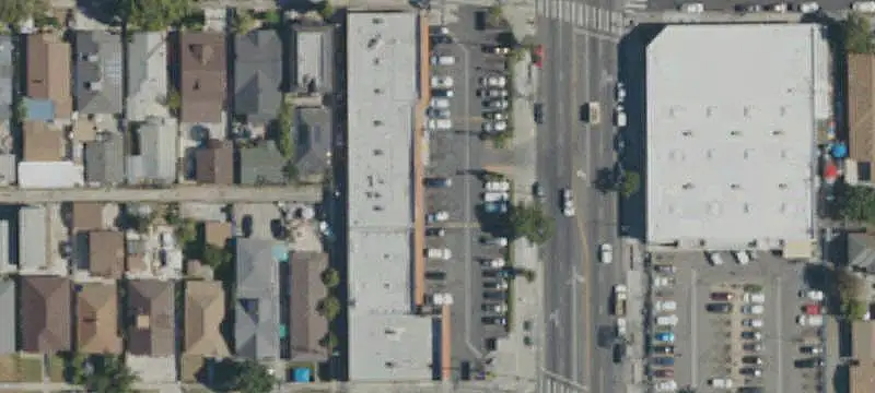 Multi-Tenant Shopping Center