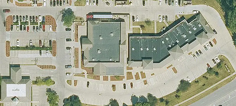 Multi-Tenant Shopping Center