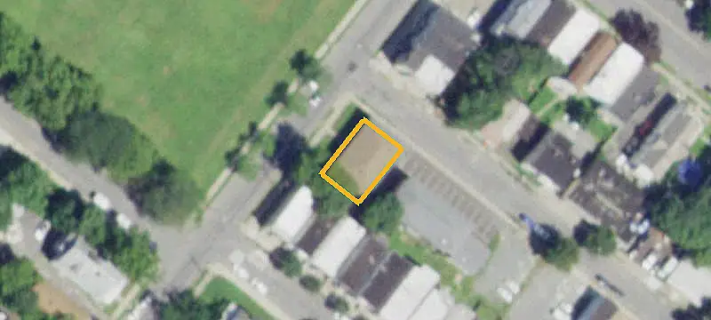 8-Unit Apartment Building
