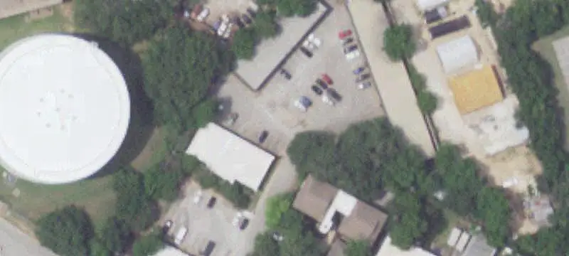 Two-Building Auto Shop Property