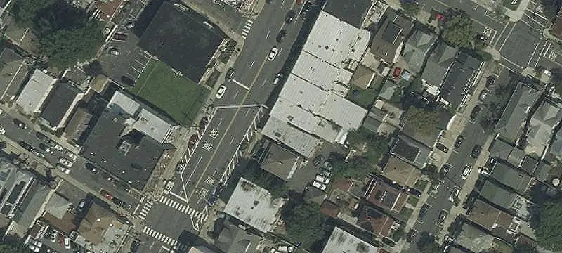 Divisible Storefront Retail Space