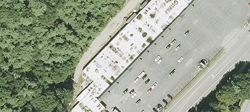 12-Unit Retail Strip Center